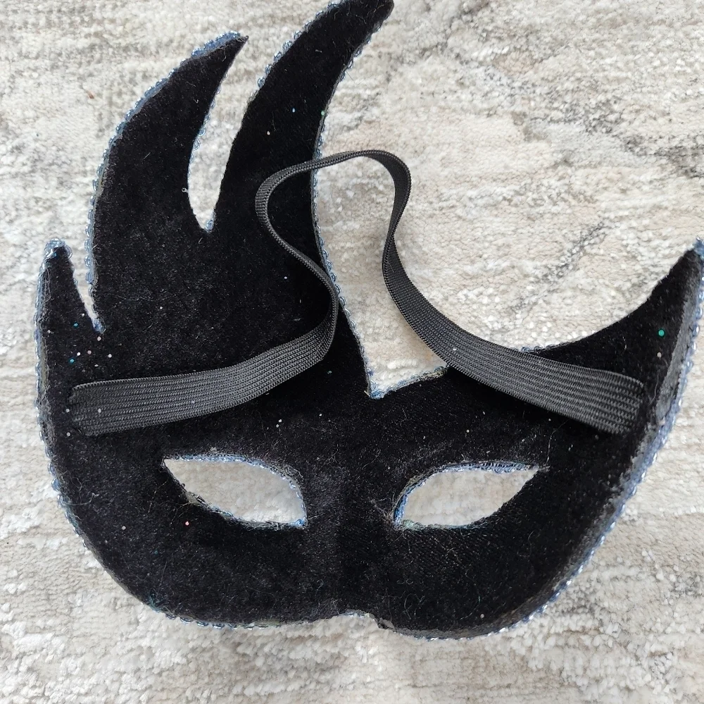 Elegant Blue and Brown Masquerade Mask